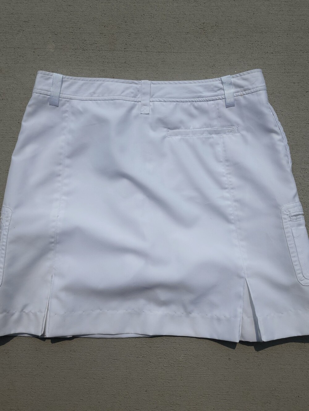 IZOD XFG Bright White Golf Tennis Athletic Sports Skort Cargo Pockets Womens 8 - Picture 2 of 10